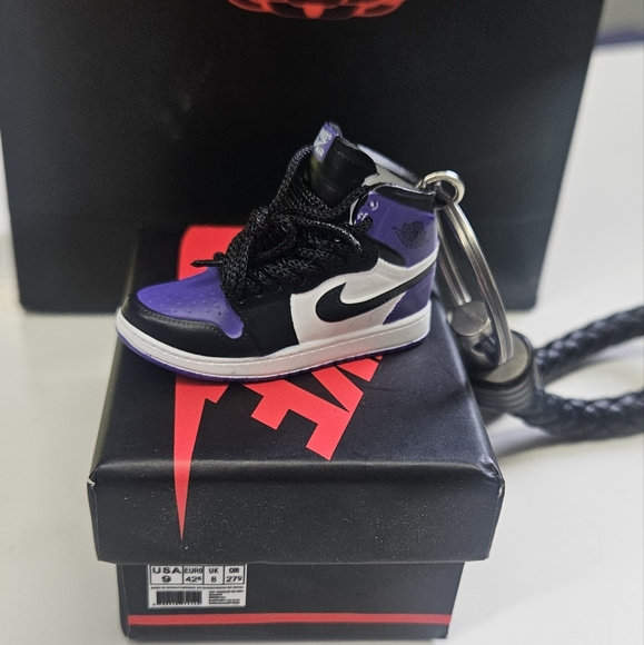 Nike Black and Purple Jordan Keychain - Picture 1 of 5